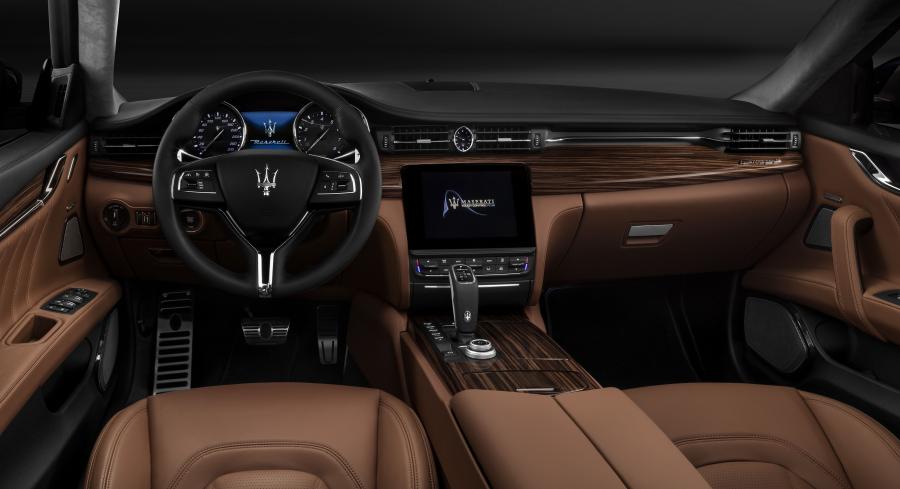 Торпедо Maserati Quattroporte S Q4 GranLusso (M156) 2017 года  (фото 50 из 62)
